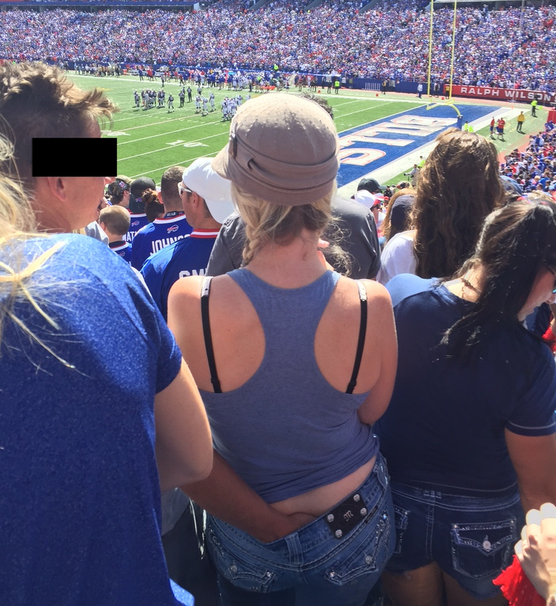 Illustration for article titled Horny Bills Fans Continue To Have No Concept Of Shame